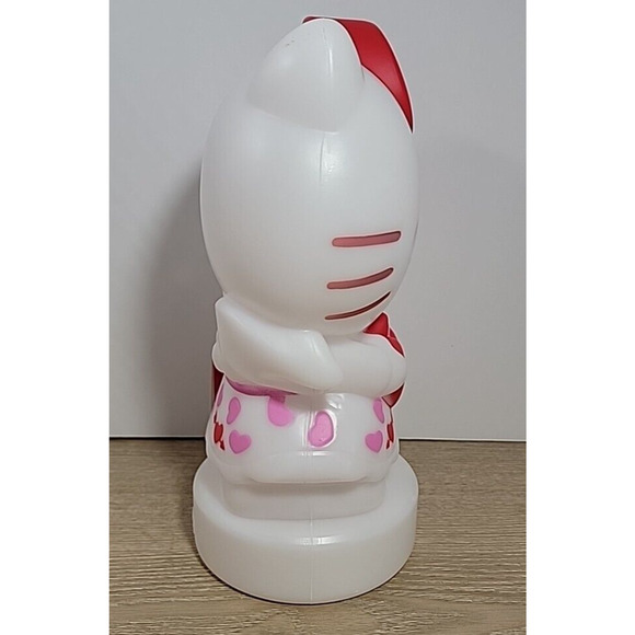 Hello Kitty Valentine's Lighted LED Indoor Blow Mold By GEMMY 12" NEW - Picture 3 of 9